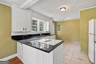 1222 Pine Avenue, Brunswick, GA 31520 - Photo 10