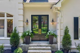 152 Thornhill Dr, Athens, GA 30607 - Photo 2