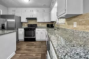 191 Aaron Ct, Riverdale, GA 30274 - Photo 6