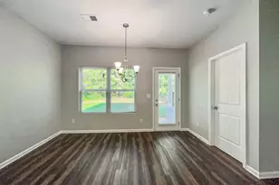 212 Daisy Cir, McDonough, GA 30252 - Photo 4