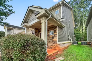 212 Daisy Cir, McDonough, GA 30252 - Photo 2