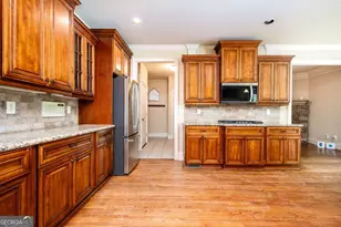 1526 Rocky River Dr, Lawrenceville, GA 30045 - Photo 18
