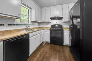 555 Browning Cir, Acworth, GA 30101 - Photo 6