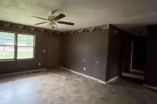 288 Lewis St, Toccoa, GA 30577 - Photo 6