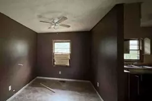 288 Lewis St, Toccoa, GA 30577 - Photo 8