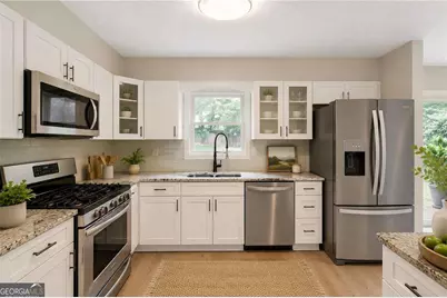 235 Barrington Drive E, Roswell, GA 30076 - Photo 4