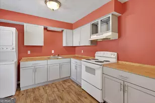 22 S Foss St, Statesboro, GA 30458 - Photo 12