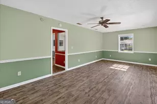 22 S Foss St, Statesboro, GA 30458 - Photo 14