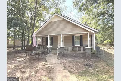 1006 West College Street Extension, Griffin, GA 30224 - Photo 1