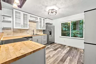 2704 Kozy Ct NE, Marietta, GA 30066 - Photo 8