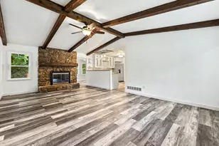 2704 Kozy Ct NE, Marietta, GA 30066 - Photo 2