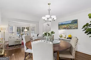 440 Greenlaurel Dr, Sandy Springs, GA 30342 - Photo 8
