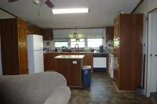 2489 Mosley Rd, Claxton, GA 30417 - Photo 6