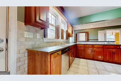 609 Holly Street, Waycross, GA 31501 - Photo 8