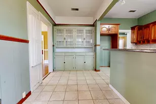 609 Holly St, Waycross, GA 31501 - Photo 6