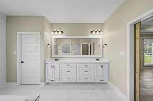 423 Indian Creek Cir, Adel, GA 31620 - Photo 16