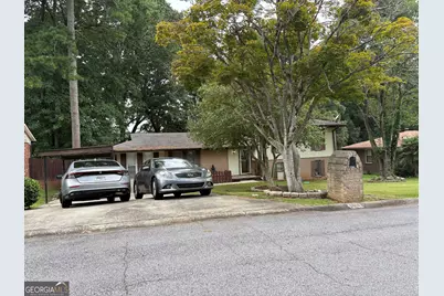 6051 Ledgewood Drive, Forest Park, GA 30297 - Photo 2