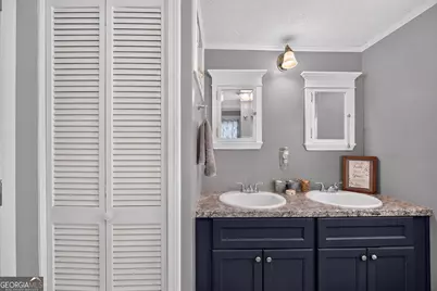 120 W White, Carrollton, GA 30117 - Photo 18