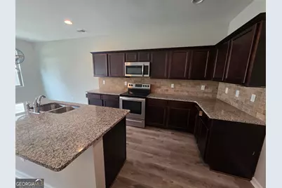 11760 Lovejoy Crossing Boulevard, Hampton, GA 30228 - Photo 2