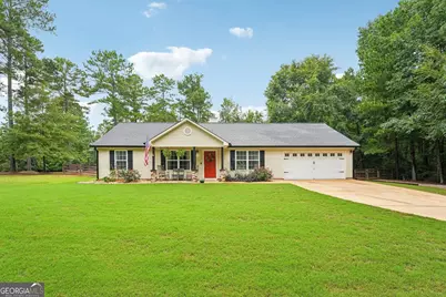 579 Al Roberts Road, Senoia, GA 30276 - Photo 1