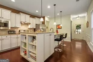 347 Sandy Springs Dr, Griffin, GA 30223 - Photo 4