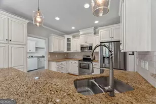 2165 Harperfield Dr, Bogart, GA 30622 - Photo 10
