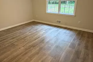 290 Booth Rd, Statham, GA 30666 - Photo 10