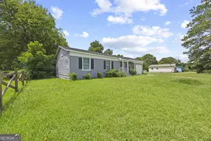 2830 Village Green Dr, Macon, GA 31206 - Photo 2