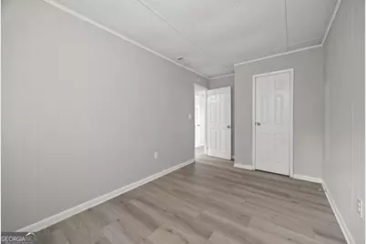 2830 Village Green Drive, Macon, GA 31206 - Photo 8