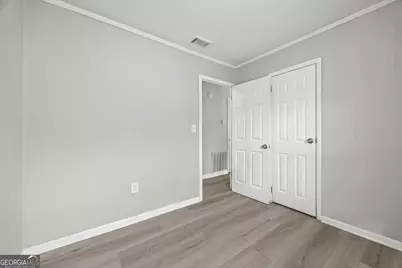 2830 Village Green Drive, Macon, GA 31206 - Photo 10