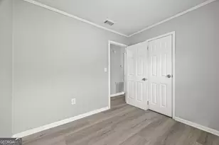 2830 Village Green Dr, Macon, GA 31206 - Photo 10