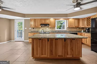 121 Broom Boulevard, Fayetteville, GA 30215 - Photo 16