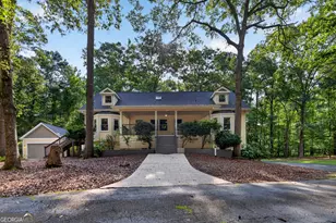 121 Broom Blvd, Fayetteville, GA 30215 - Photo 2