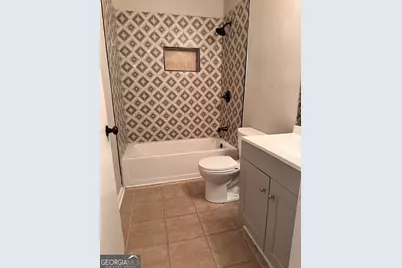 2888 Parrott Avenue NW, Atlanta, GA 30318 - Photo 2