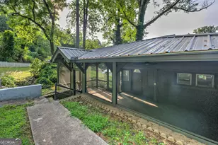 56 Hawthorn Ln, Clayton, GA 30525 - Photo 34
