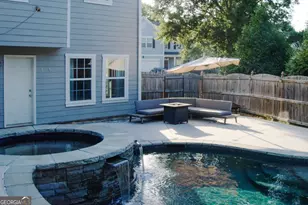 6605 Grove Crossing Ct, Cumming, GA 30028 - Photo 2