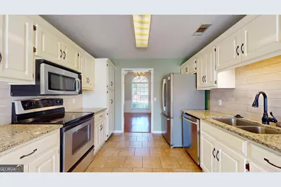 1128 Bartlett Drive, Statesboro, GA 30461 - Photo 6
