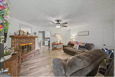 4 Shadowood Court SE, Silver Creek, GA 30173 - Photo 8