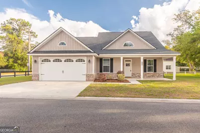 410 A N Caswell Street, Glennville, GA 30427 - Photo 1