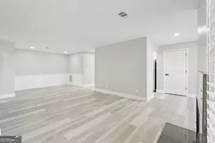 601 Peachtree Forest Ave, Norcross, GA 30092 - Photo 8