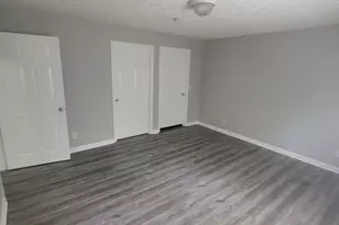 2204 Fairington Village Dr, Lithonia, GA 30038 - Photo 10