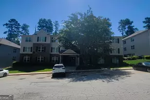 2204 Fairington Village Dr, Lithonia, GA 30038 - Photo 1
