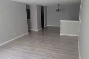 2204 Fairington Village Dr, Lithonia, GA 30038 - Photo 6