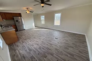 315 Bradley Ct, East Dublin, GA 31027 - Photo 2