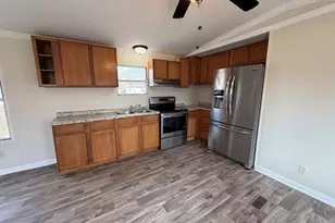 315 Bradley Ct, East Dublin, GA 31027 - Photo 4
