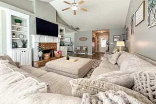255 River Mist Cir, Jefferson, GA 30549 - Photo 4