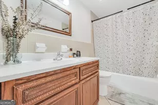 1327 Lakeshore Dr, Griffin, GA 30224 - Photo 40