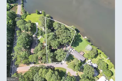 1327 Lakeshore Drive, Griffin, GA 30224 - Photo 6