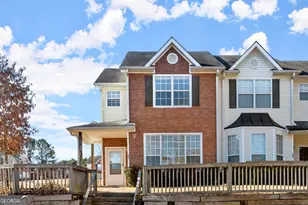 132 Hawkeye Ln, Conyers, GA 30012 - Photo 2