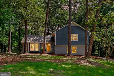 1915 Lisa Lane, Riverdale, GA 30296 - Photo 2
